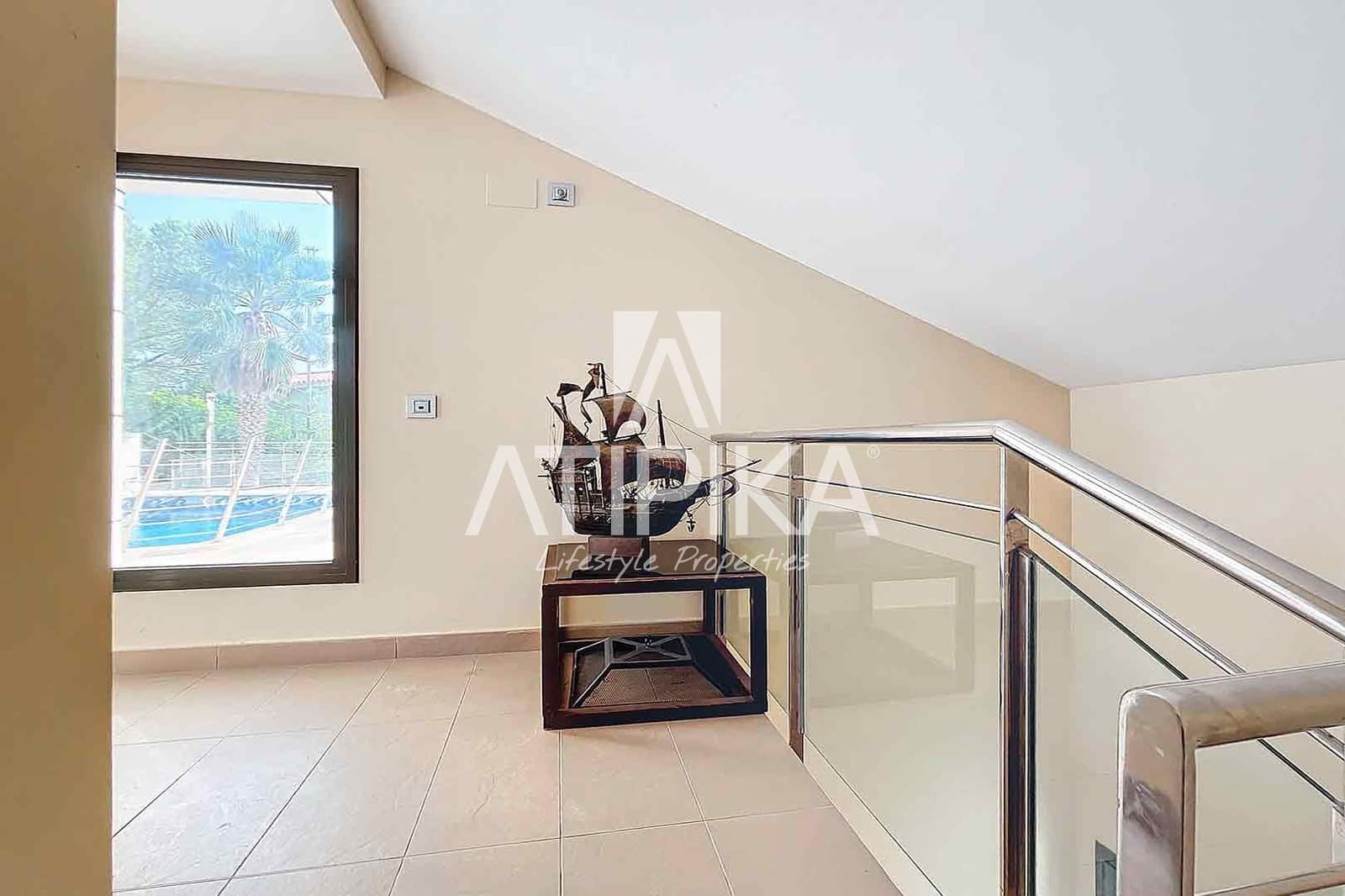 8 bedroom Villa for rent in Castelldefels with pool - € 12,000 (Ref: 8490630)