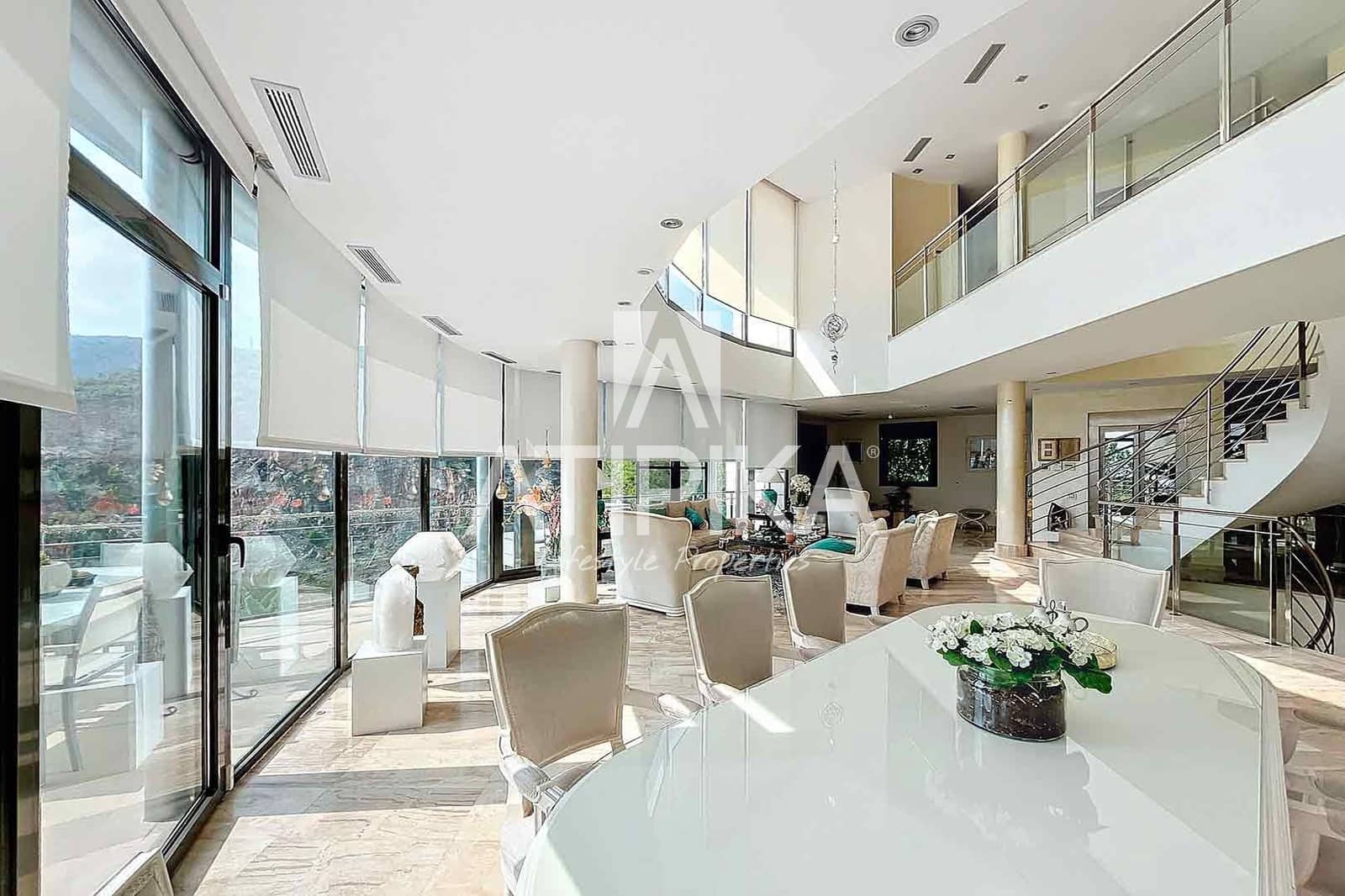 8 bedroom Villa for rent in Castelldefels with pool - € 12,000 (Ref: 8490630)