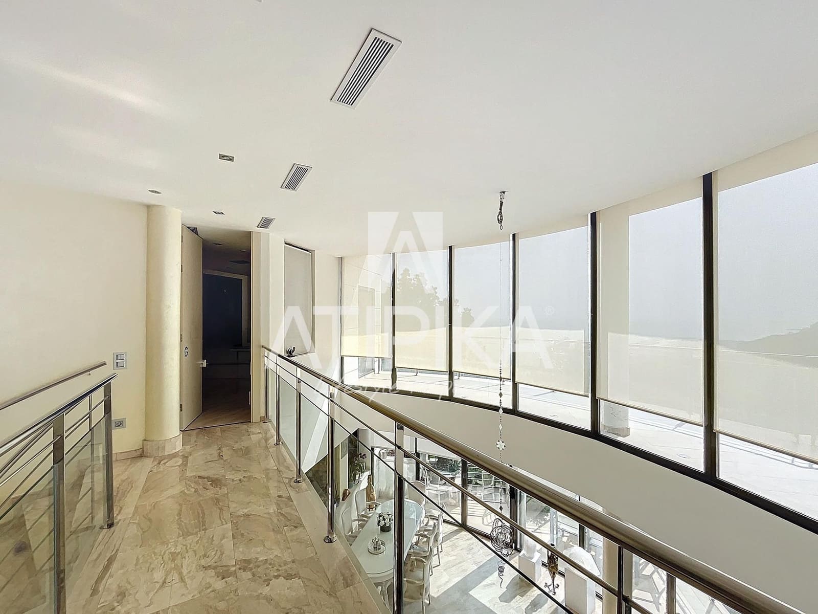 8 bedroom Villa for rent in Castelldefels with pool - € 12,000 (Ref: 8490630)