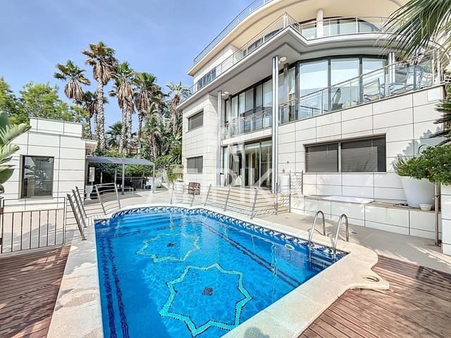 8 Zimmer Villa zu vermieten in Castelldefels mit Pool - 12.000 € (Ref: 8490630)