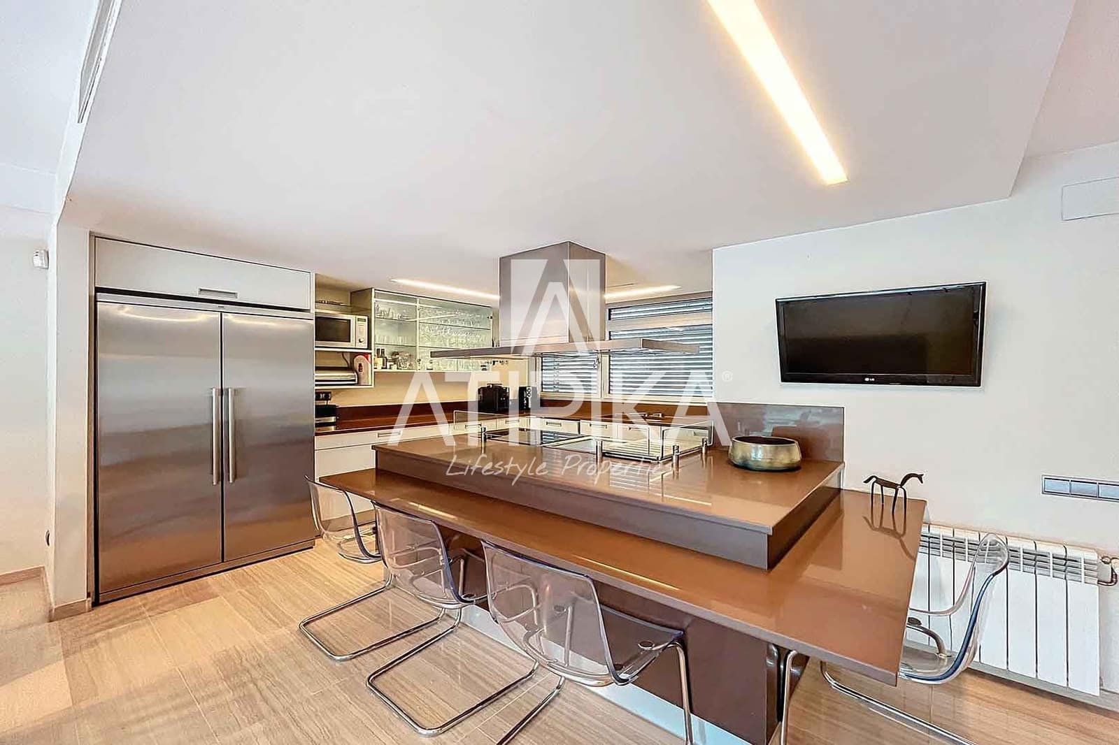 4 slaapkamer Villa te koop in Barcelona stad - € 1.950.000 (Ref: 8536239)