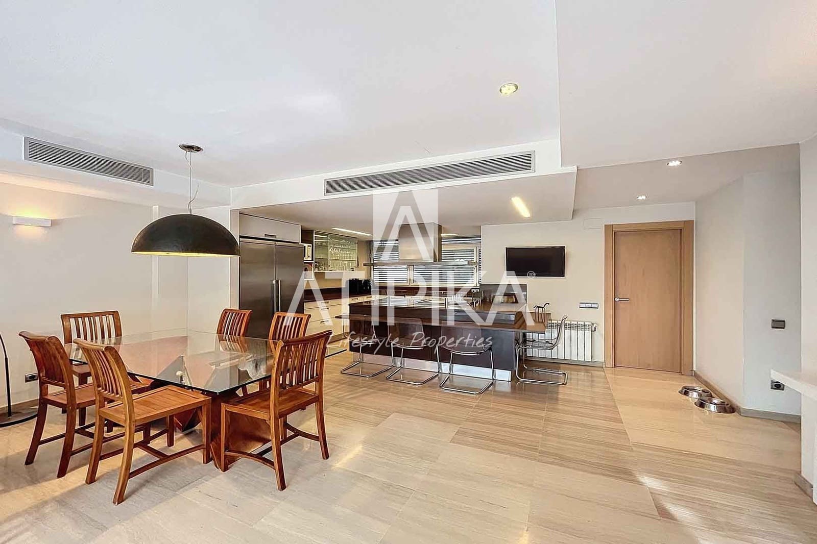 4 slaapkamer Villa te koop in Barcelona stad - € 1.950.000 (Ref: 8536239)