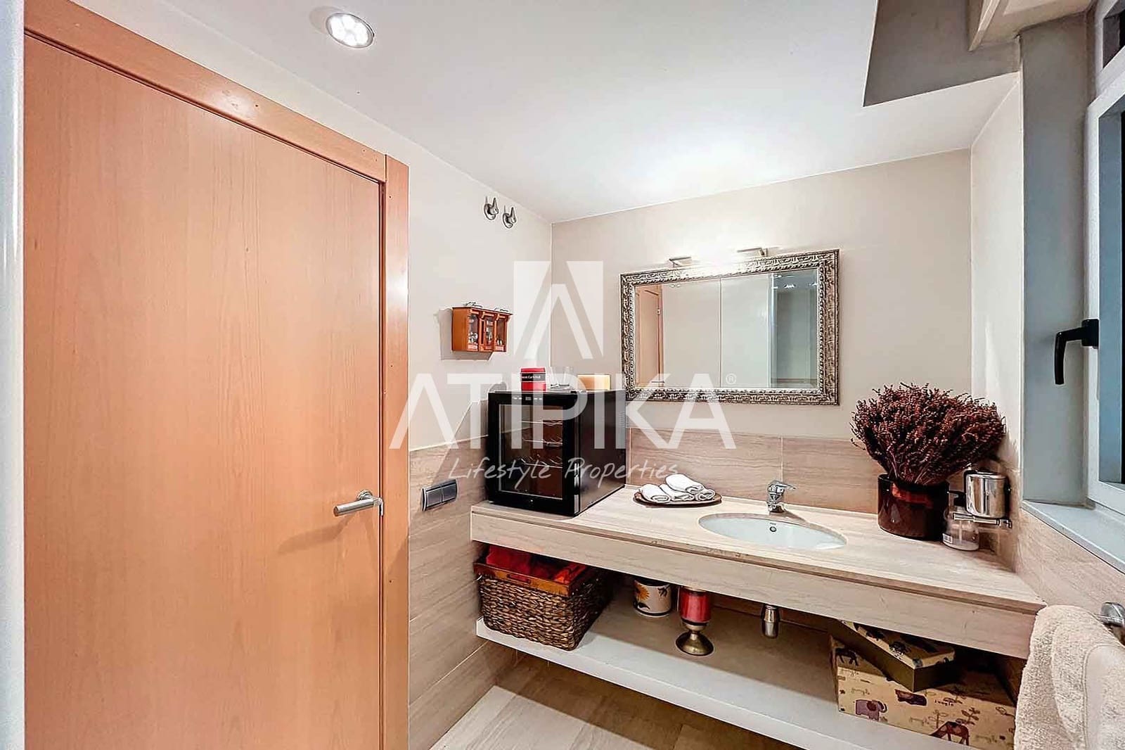 4 slaapkamer Villa te koop in Barcelona stad - € 1.950.000 (Ref: 8536239)