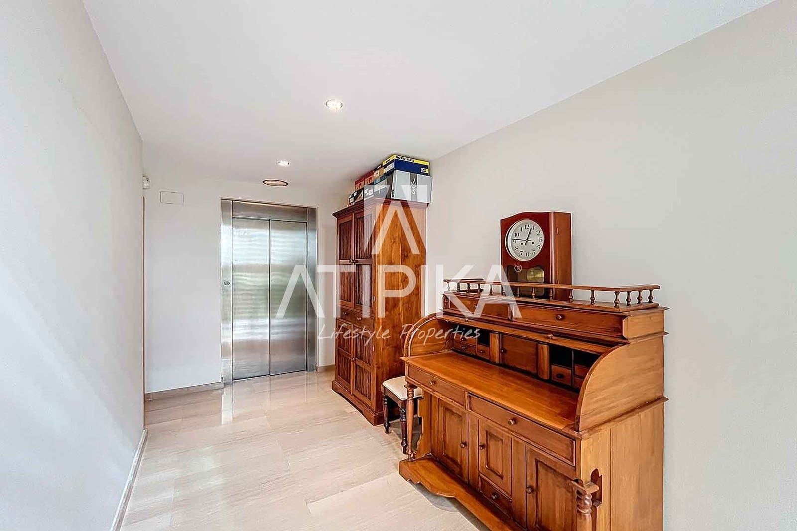 4 slaapkamer Villa te koop in Barcelona stad - € 1.950.000 (Ref: 8536239)