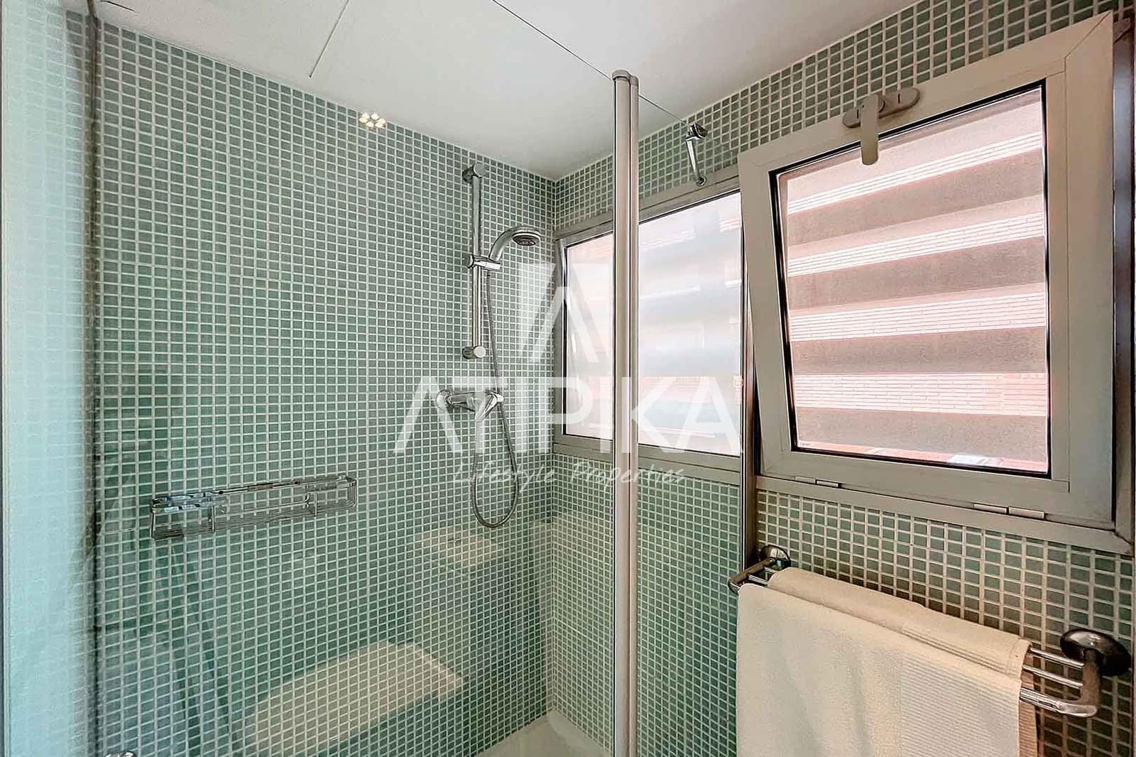 4 slaapkamer Villa te koop in Barcelona stad - € 1.950.000 (Ref: 8536239)