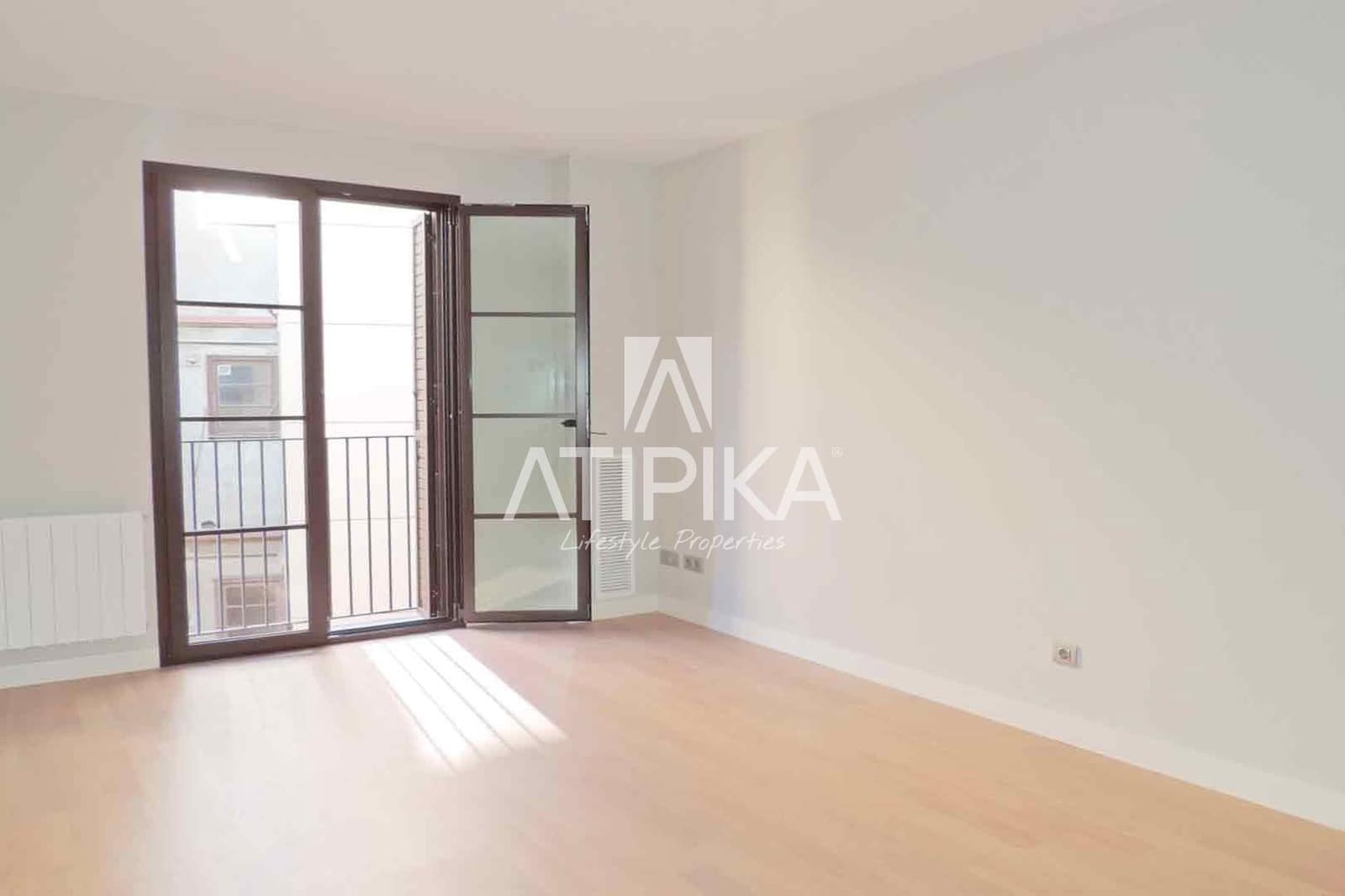 1 bedroom Apartment for sale in Barcelona city with pool - € 365,000 (Ref: 8594628)