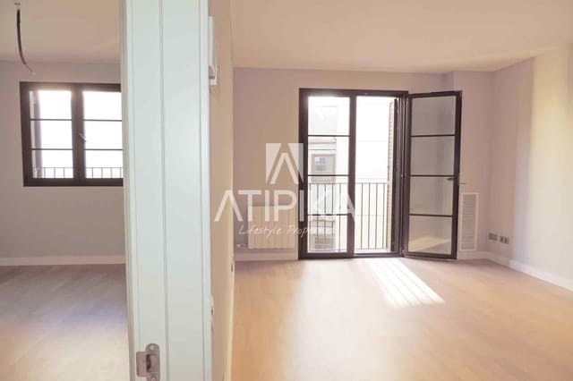 Apartamento de 1 habitación en Barcelona ciudad en venta con piscina - 365.000 € (Ref: 8594628)