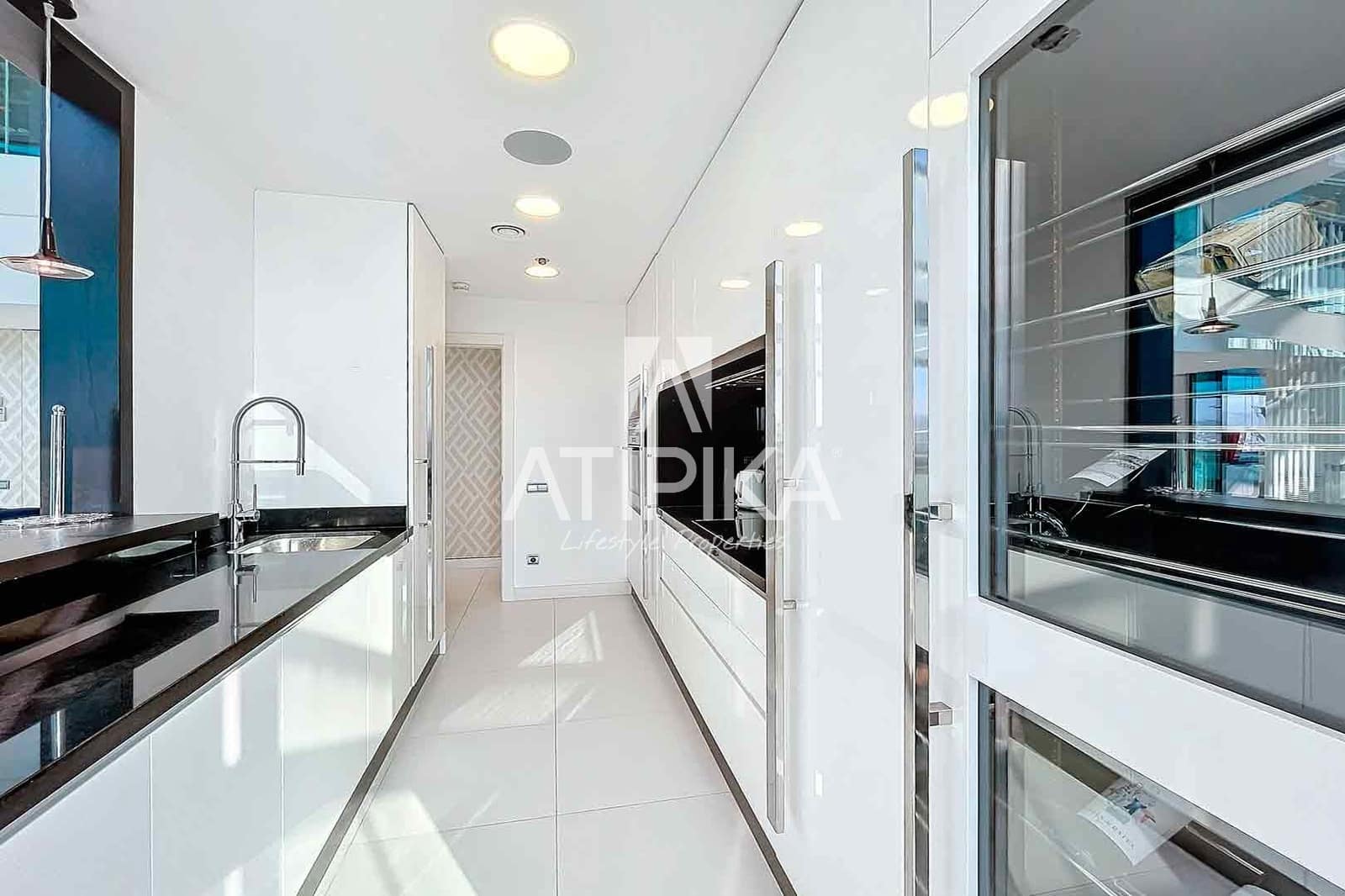 2 soveværelse Penthouse til salg i Barcelona by med swimmingpool - € 1.850.000 (Ref: 8596936)