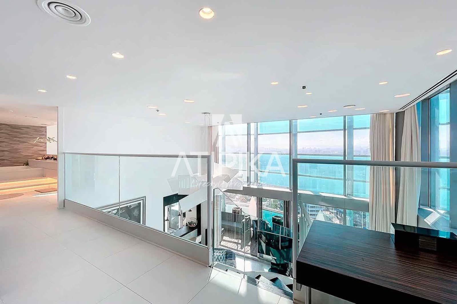 2 soveværelse Penthouse til salg i Barcelona by med swimmingpool - € 1.850.000 (Ref: 8596936)