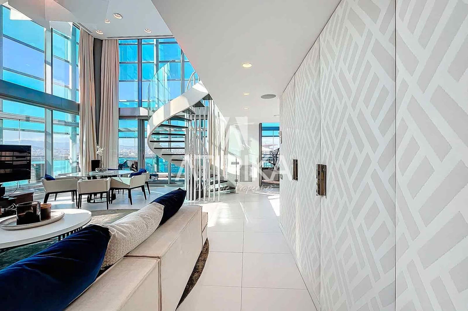 2 soveværelse Penthouse til salg i Barcelona by med swimmingpool - € 1.850.000 (Ref: 8596936)