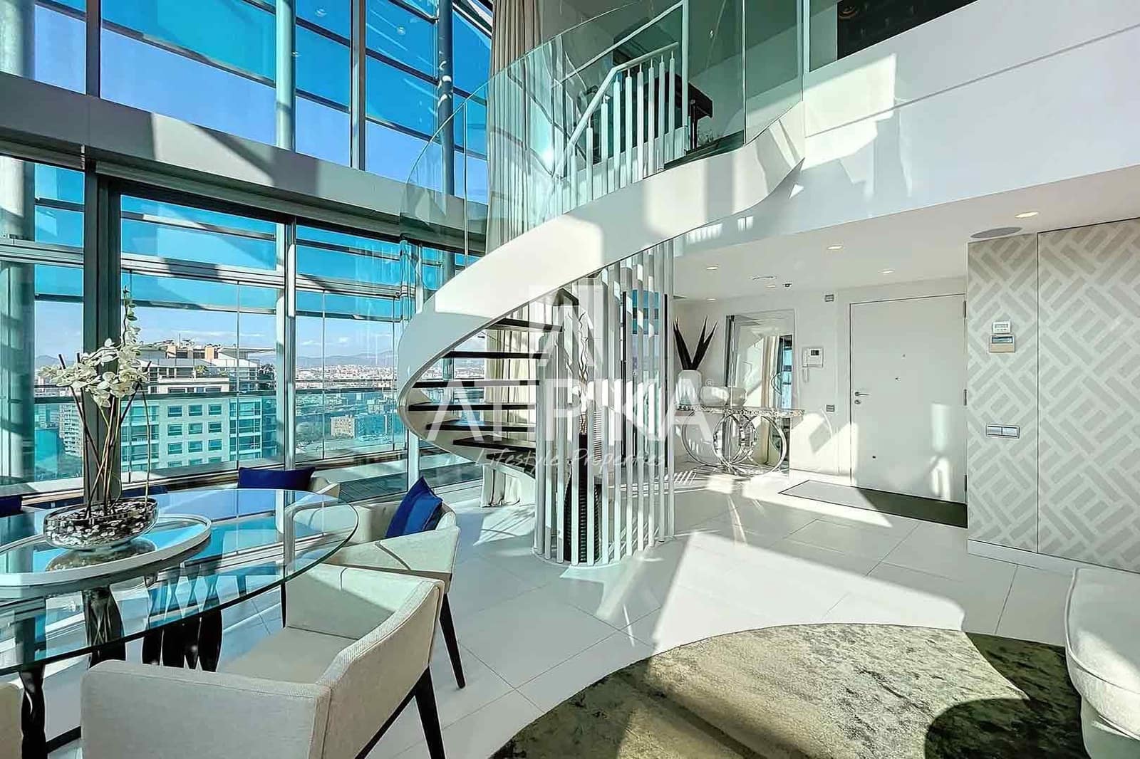 2 soveværelse Penthouse til salg i Barcelona by med swimmingpool - € 1.850.000 (Ref: 8596936)