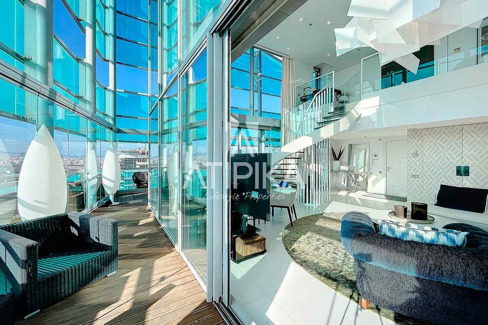 2 soveværelse Penthouse til salg i Barcelona by med swimmingpool - € 1.850.000 (Ref: 8596936)