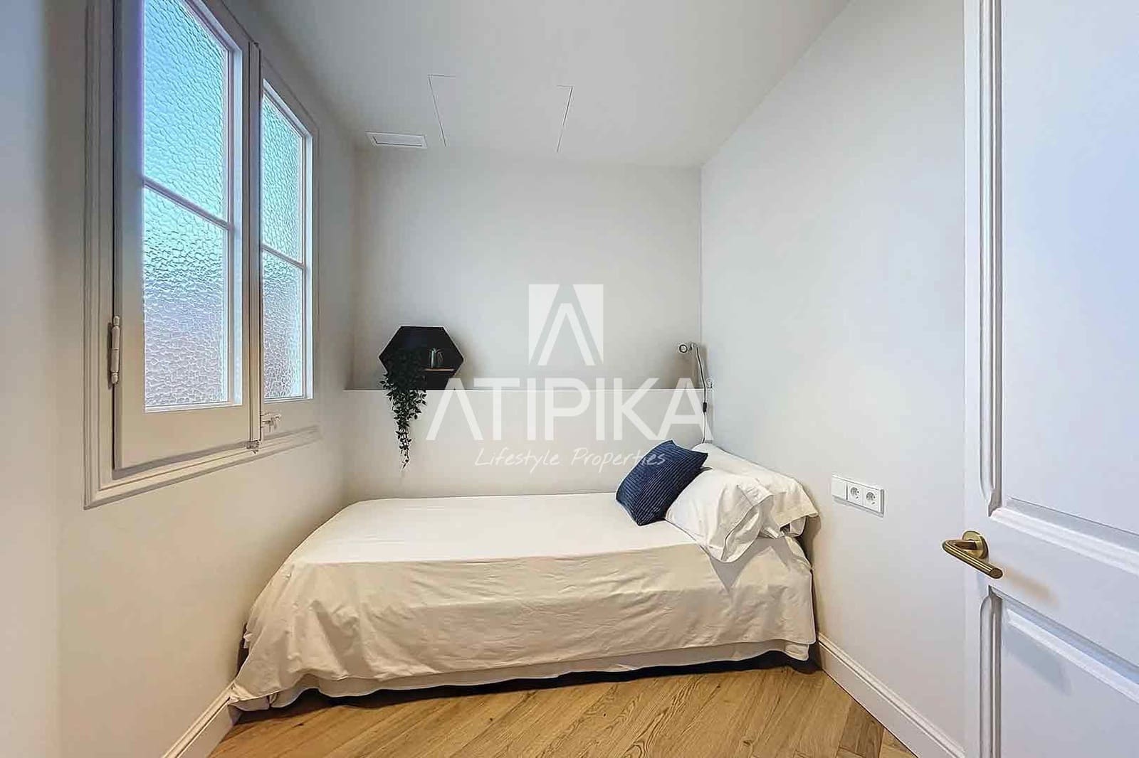 2 bedroom Apartment for sale in Barcelona city - € 775,000 (Ref: 8656007)