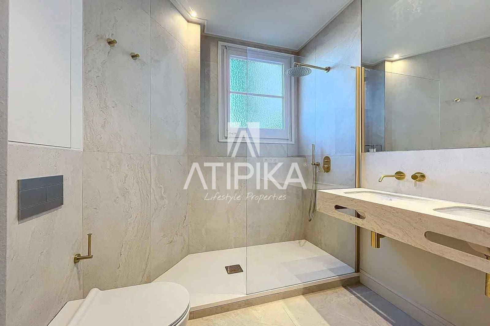 2 bedroom Apartment for sale in Barcelona city - € 775,000 (Ref: 8656007)