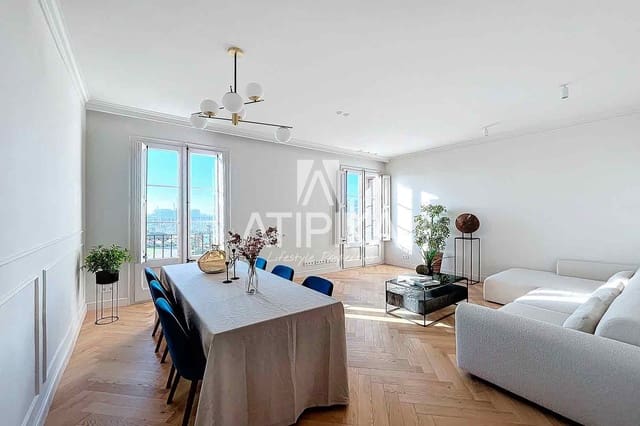 2 bedroom Apartment for sale in Barcelona city - € 775,000 (Ref: 8656007)