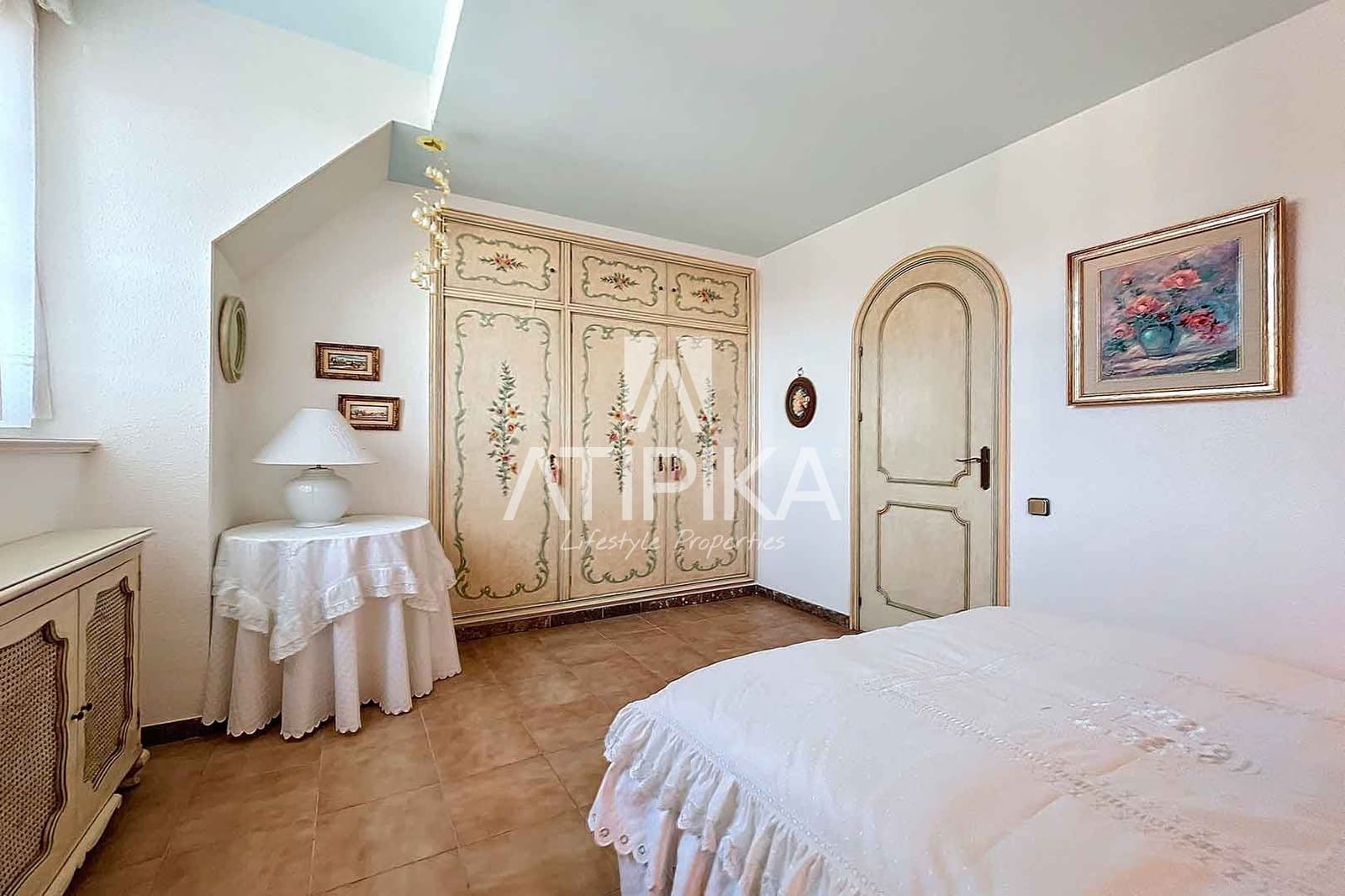 7 makuuhuone Huvila vuokrattavana paikassa Gava mukana uima-altaan - 6 000 € (Ref: 8721691)