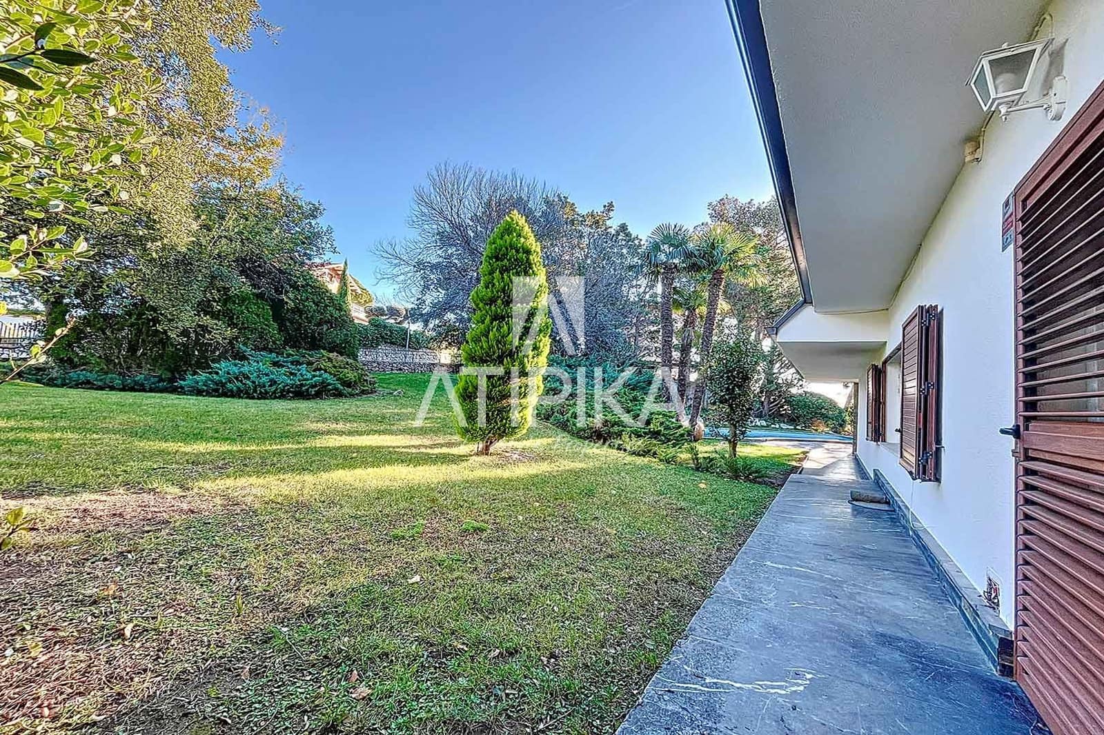 7 makuuhuone Huvila vuokrattavana paikassa Gava mukana uima-altaan - 6 000 € (Ref: 8721691)