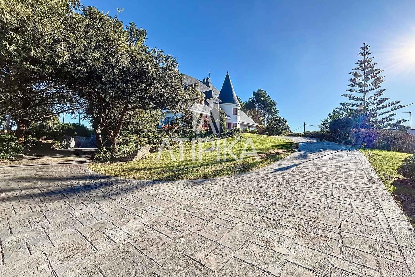 7 makuuhuone Huvila vuokrattavana paikassa Gava mukana uima-altaan - 6 000 € (Ref: 8721691)