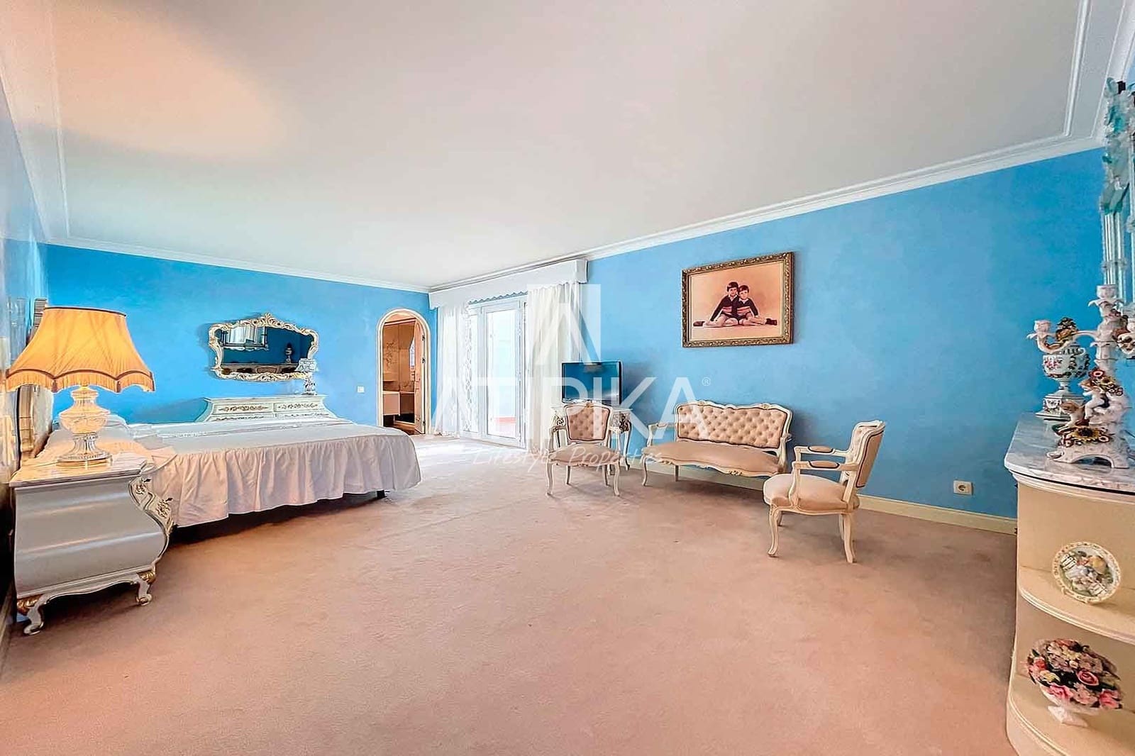 7 makuuhuone Huvila vuokrattavana paikassa Gava mukana uima-altaan - 6 000 € (Ref: 8721691)