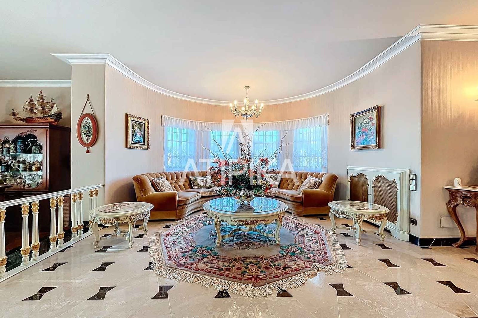 7 makuuhuone Huvila vuokrattavana paikassa Gava mukana uima-altaan - 6 000 € (Ref: 8721691)