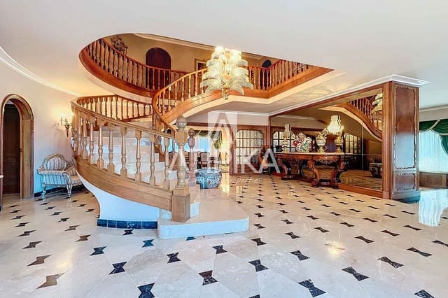 7 sovrum Villa att hyra i Gavà med pool - 6 000 € (Ref: 8721691)