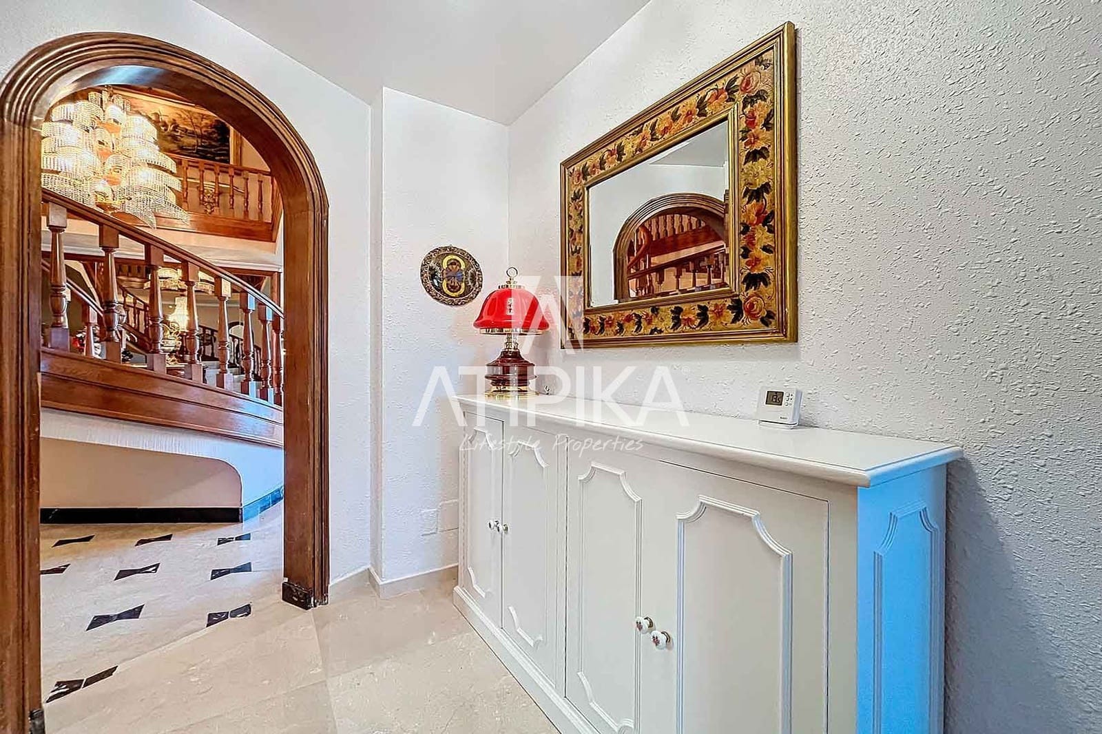 7 makuuhuone Huvila vuokrattavana paikassa Gava mukana uima-altaan - 6 000 € (Ref: 8721691)