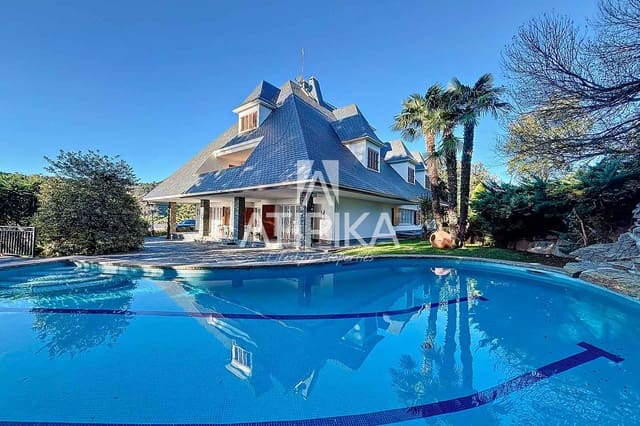 7 sovrum Villa att hyra i Gavà med pool - 6 000 € (Ref: 8721691)