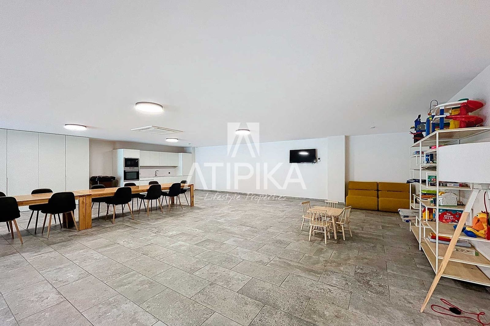 4 soverom Penthouse til salgs i Esplugues de Llobregat med svømmebasseng - € 2 211 000 (Ref: 8755116)