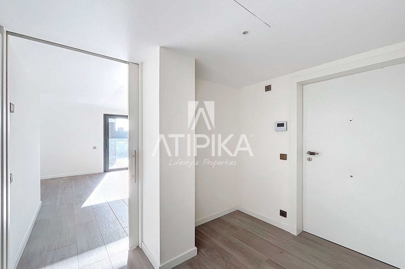 4 soverom Penthouse til salgs i Esplugues de Llobregat med svømmebasseng - € 2 211 000 (Ref: 8755116)