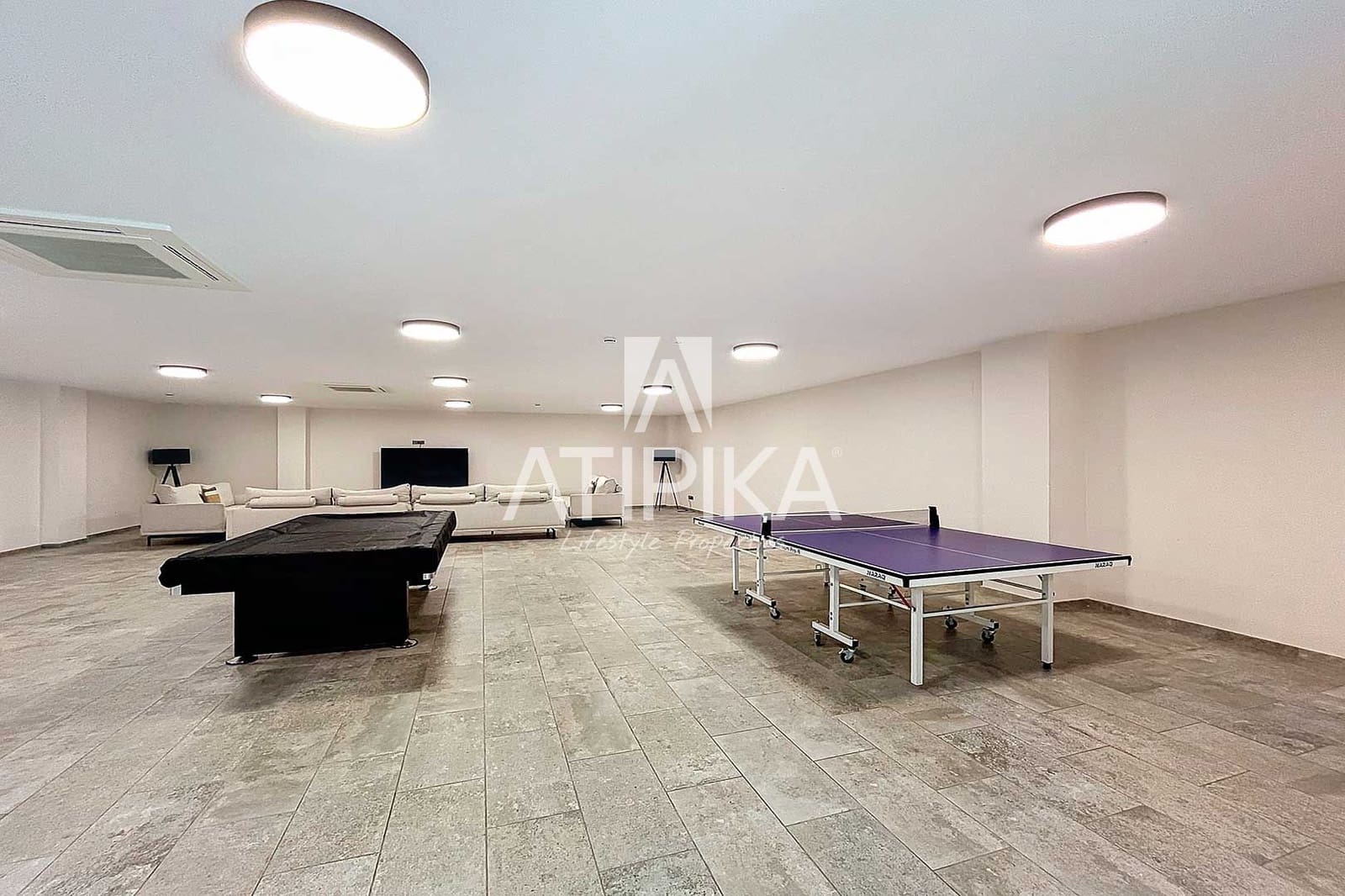 4 soverom Penthouse til salgs i Esplugues de Llobregat med svømmebasseng - € 2 211 000 (Ref: 8755116)