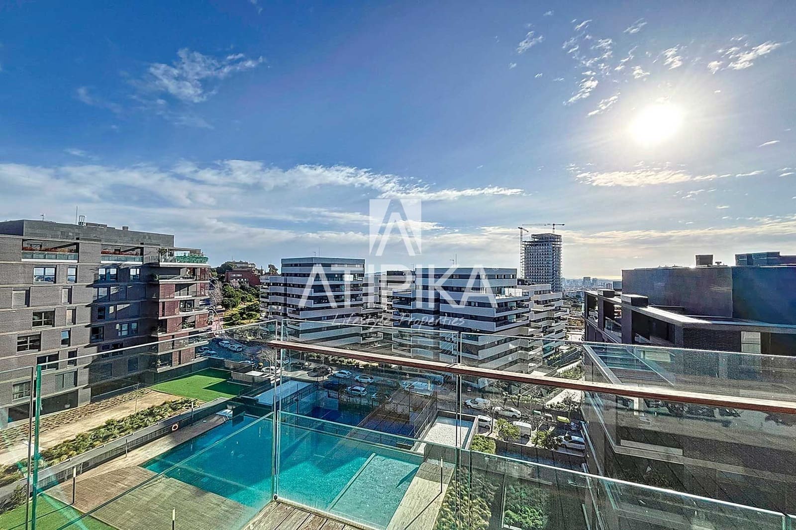 4 soverom Penthouse til salgs i Esplugues de Llobregat med svømmebasseng - € 2 211 000 (Ref: 8755116)