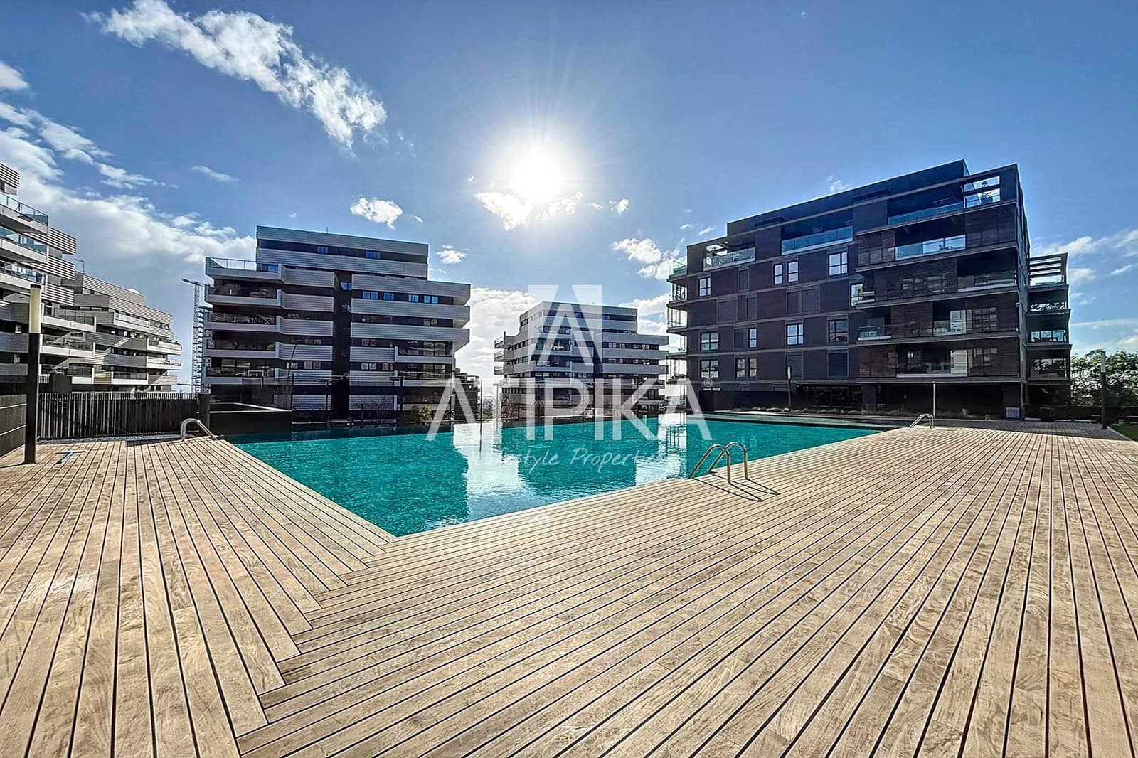 4 soverom Penthouse til salgs i Esplugues de Llobregat med svømmebasseng - € 2 211 000 (Ref: 8755116)