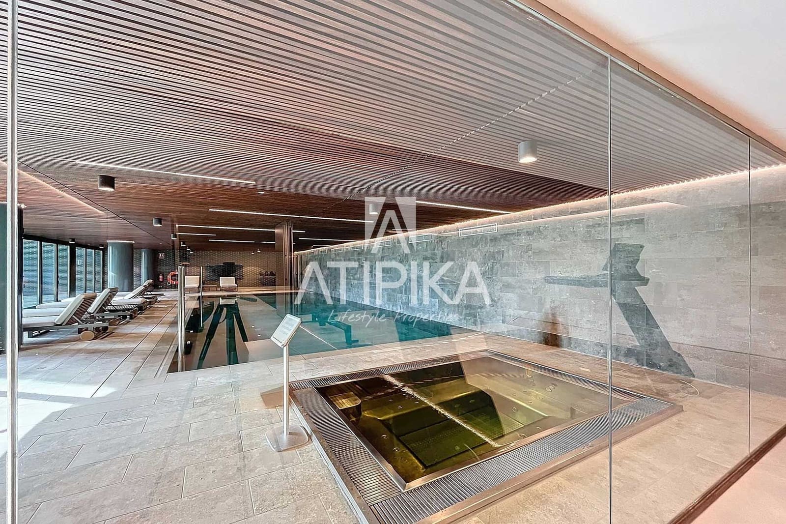 4 soverom Penthouse til salgs i Esplugues de Llobregat med svømmebasseng - € 2 211 000 (Ref: 8755116)