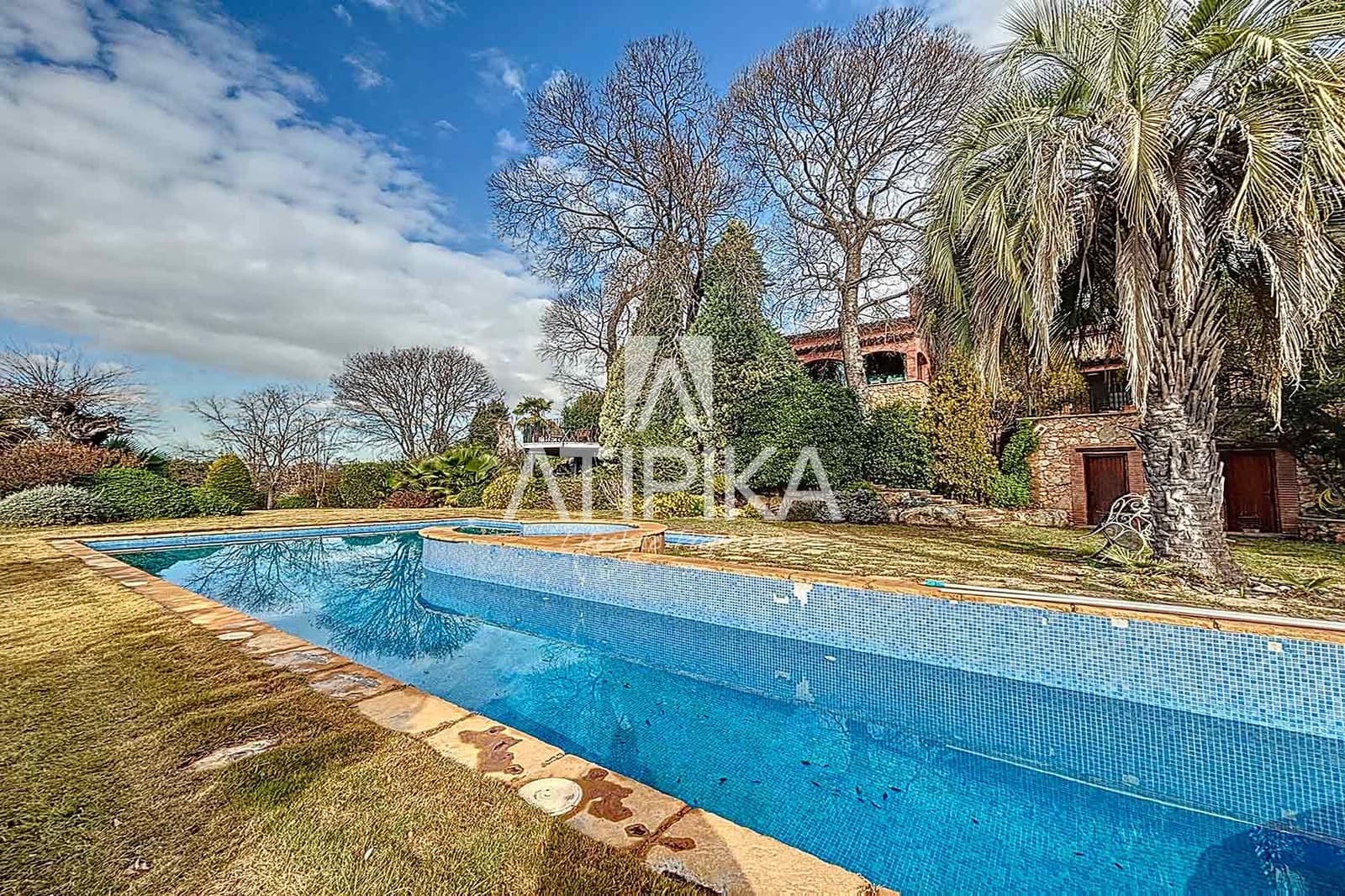 7 soveværelse Finca/Landehus til salg i Gelida med swimmingpool - € 1.700.000 (Ref: 8766405)