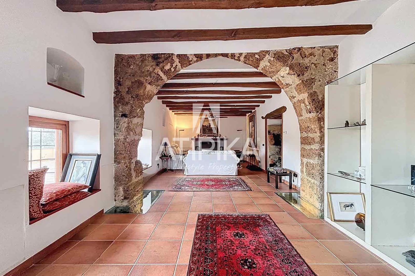 7 soveværelse Finca/Landehus til salg i Gelida med swimmingpool - € 1.700.000 (Ref: 8766405)