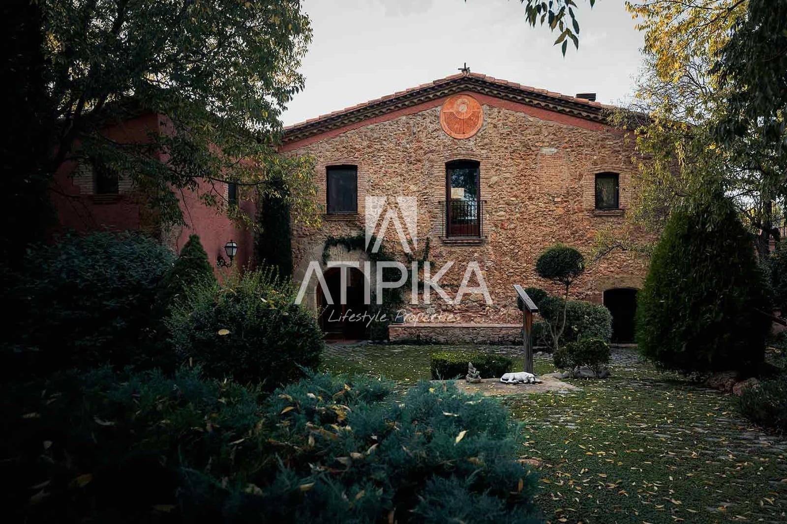 7 soveværelse Finca/Landehus til salg i Gelida med swimmingpool - € 1.700.000 (Ref: 8766405)