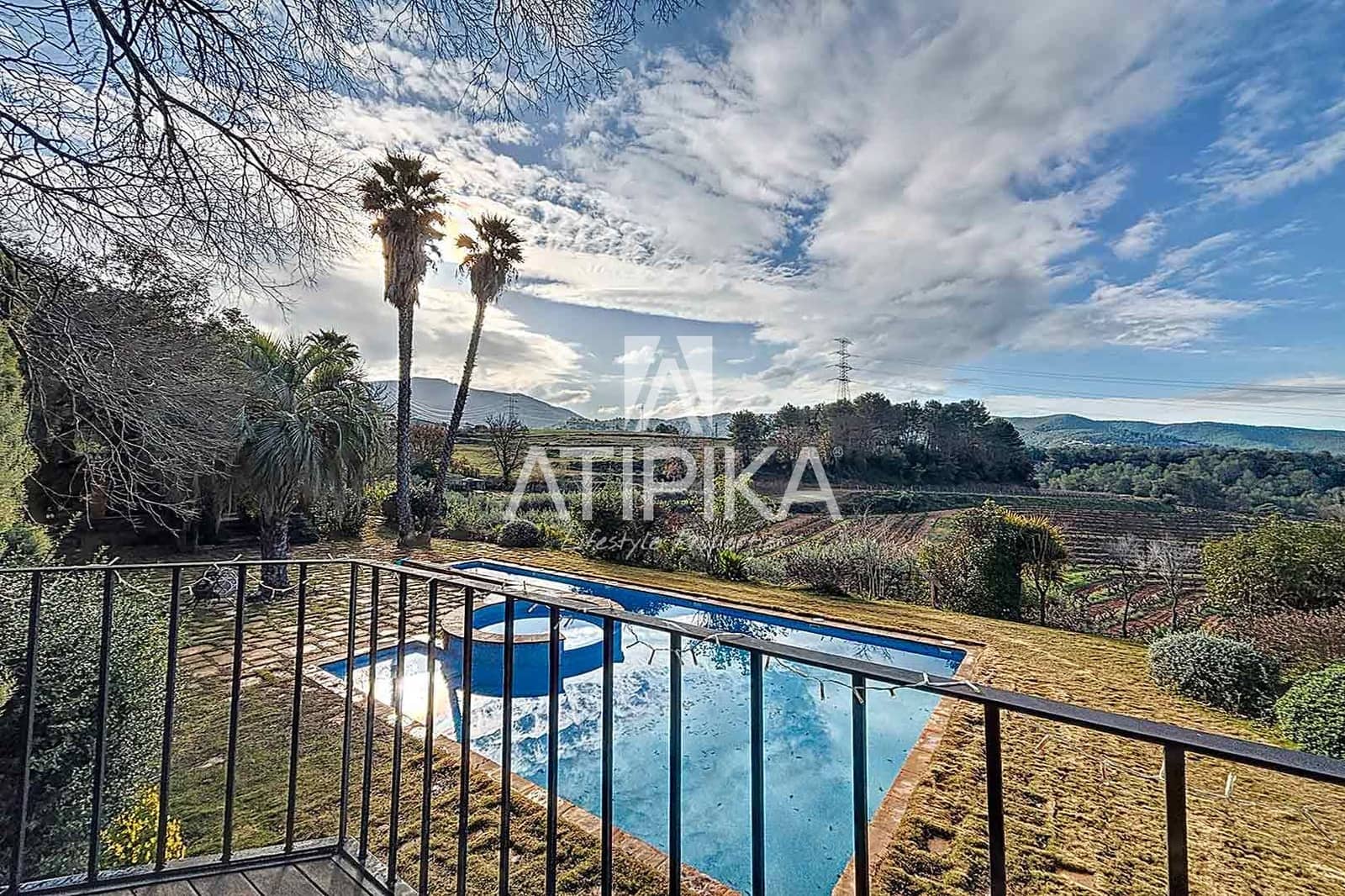 7 soveværelse Finca/Landehus til salg i Gelida med swimmingpool - € 1.700.000 (Ref: 8766405)