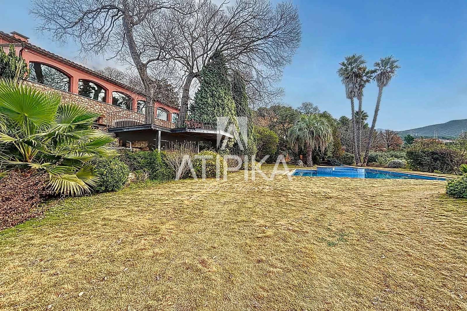 7 soveværelse Finca/Landehus til salg i Gelida med swimmingpool - € 1.700.000 (Ref: 8766405)