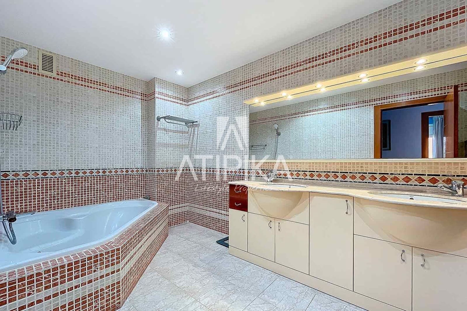 4 quarto Penthouse para venda em Castelldefels - 1 100 000 € (Ref: 8783318)