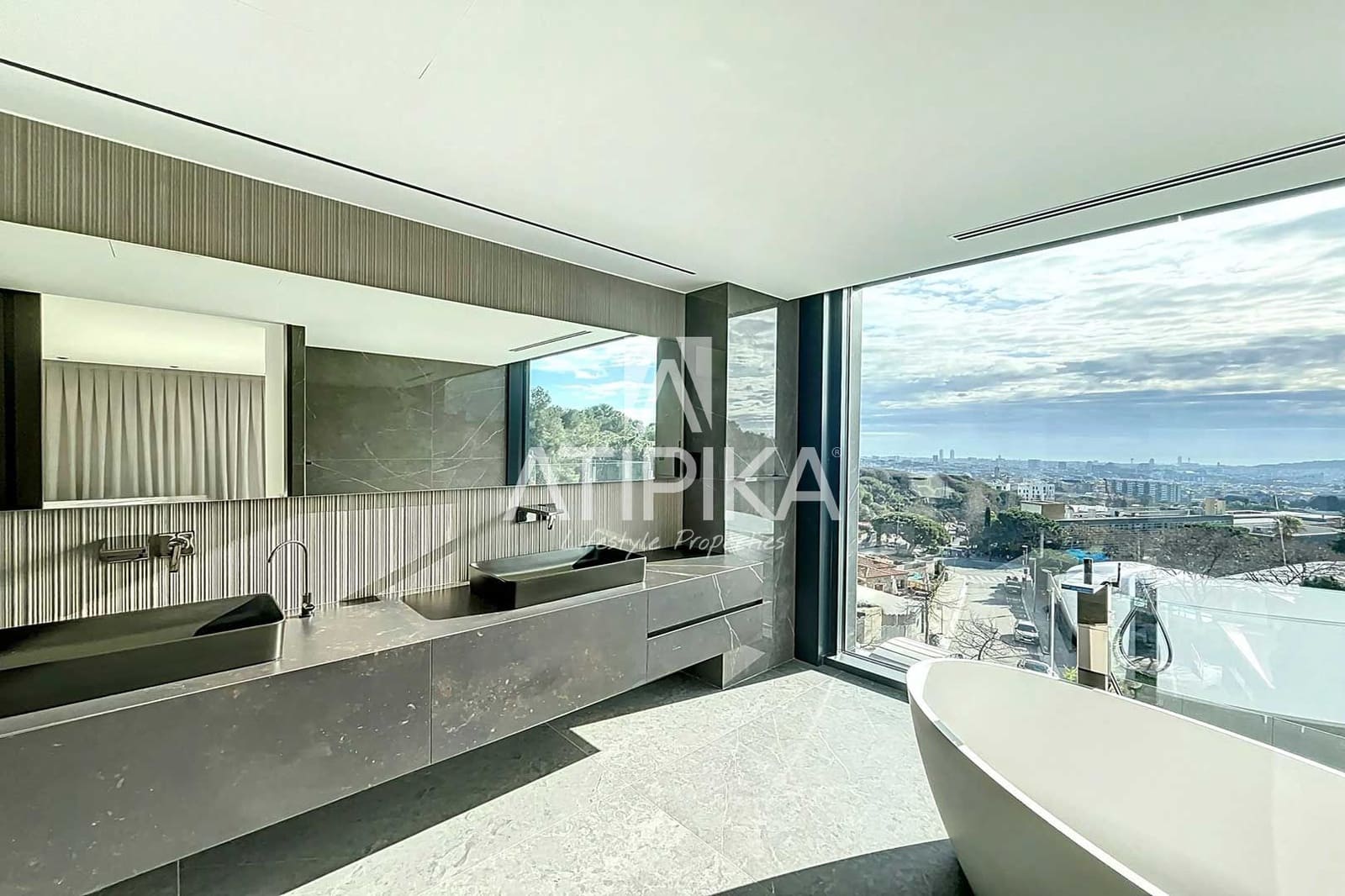 6 sypialnia Willa na sprzedaż w Miasto Barcelona z basenem - 5 900 000 € (Ref: 8815348)