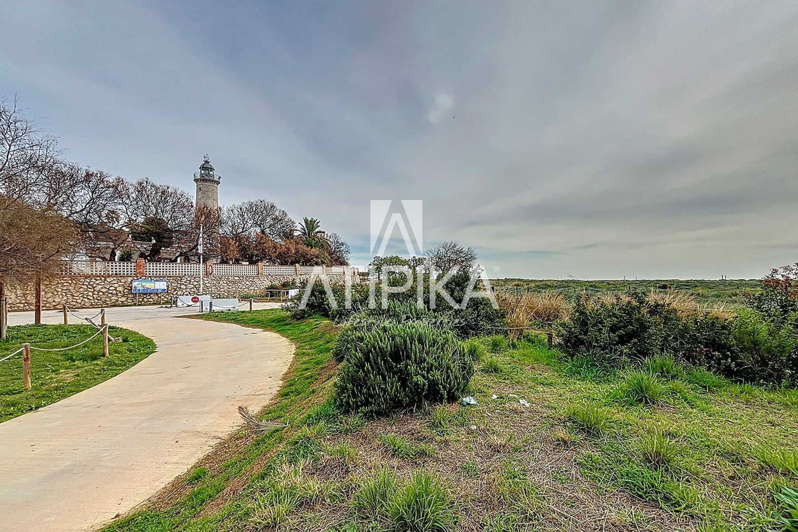 Undeveloped Land for sale in Vilanova i la Geltru - € 2,150,000 (Ref: 8840492)