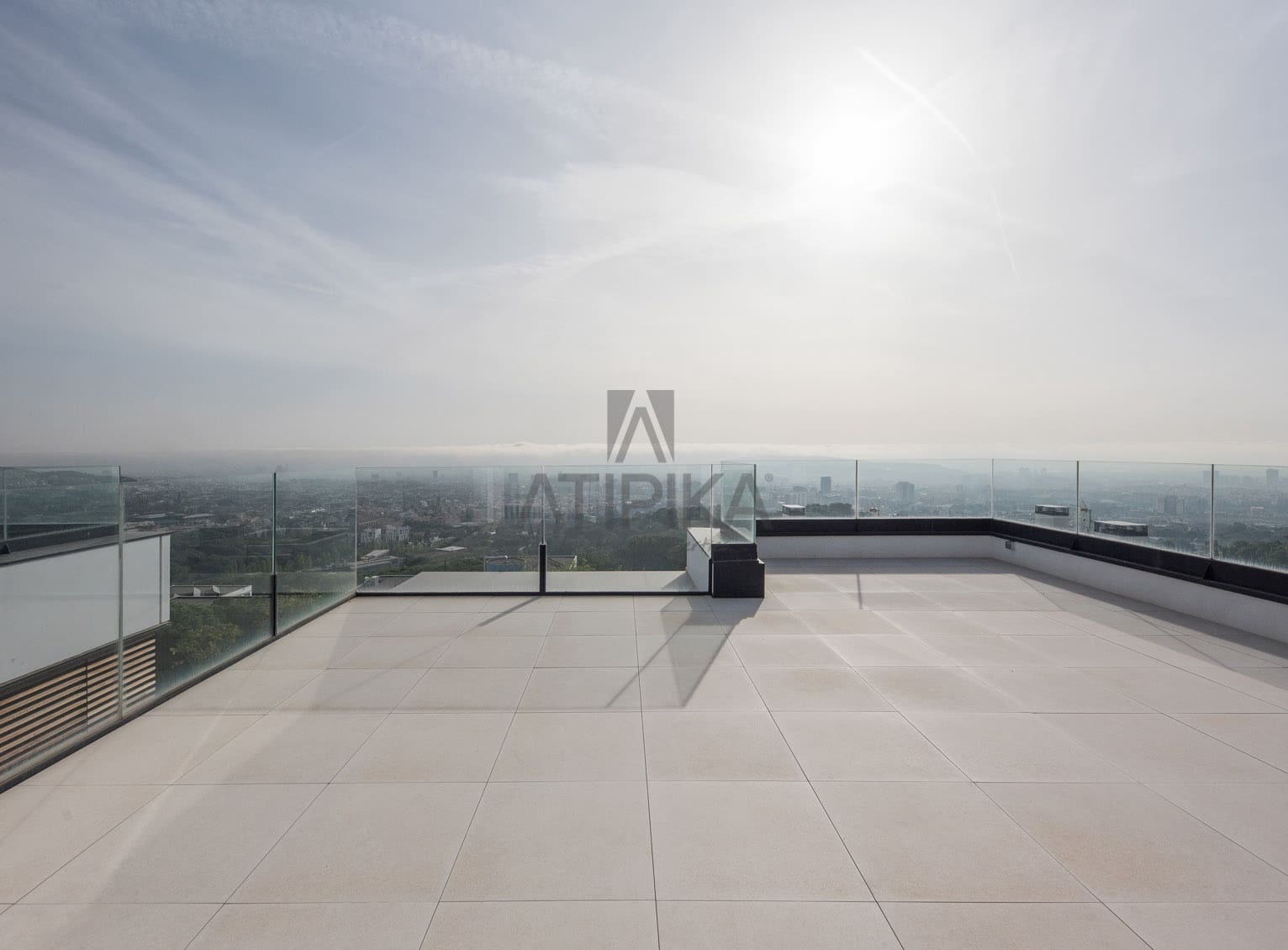 6 soveværelse Villa til leje i Barcelona by med swimmingpool - € 15.000 (Ref: 8847079)