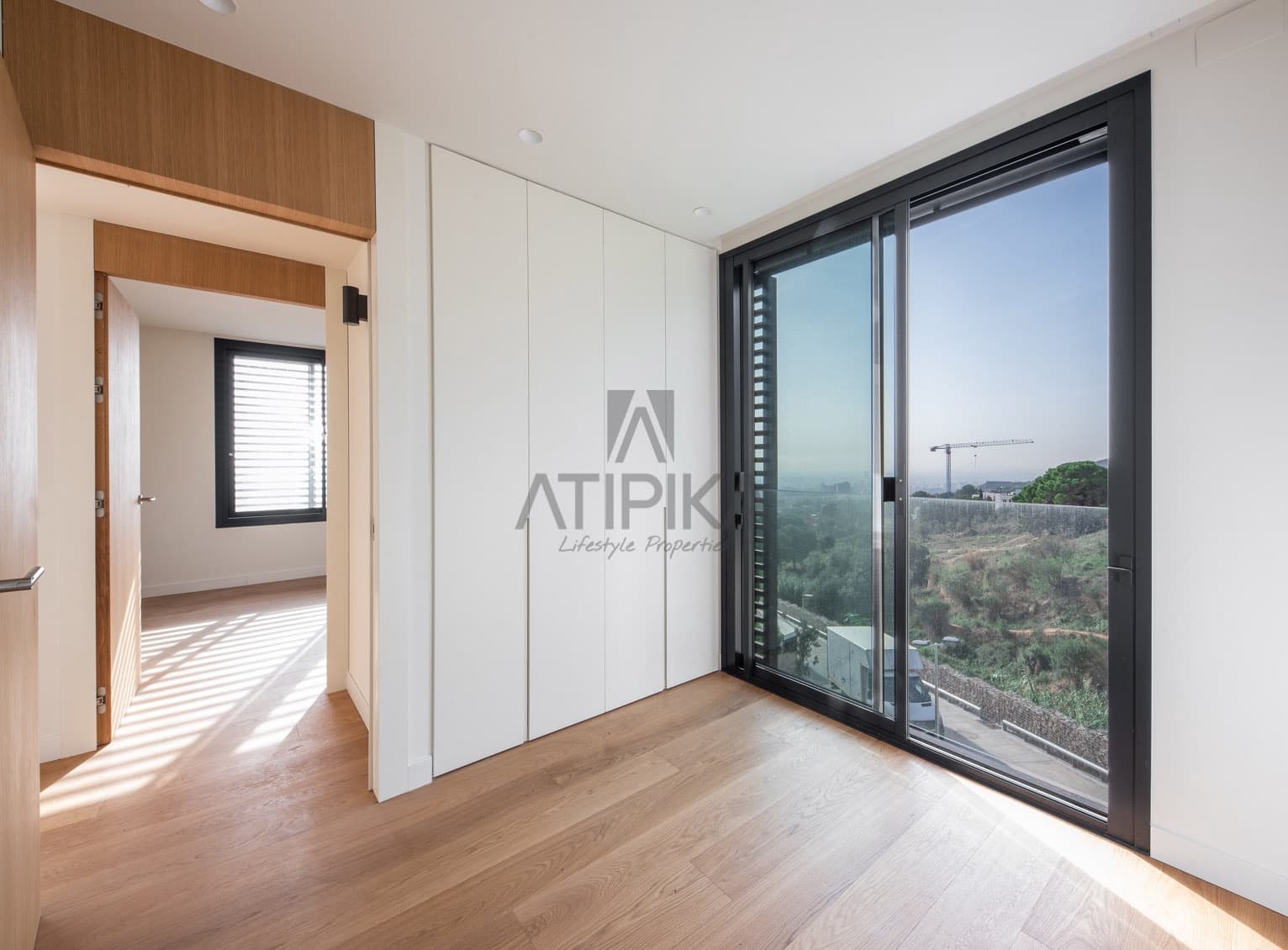 6 soveværelse Villa til leje i Barcelona by med swimmingpool - € 15.000 (Ref: 8847079)