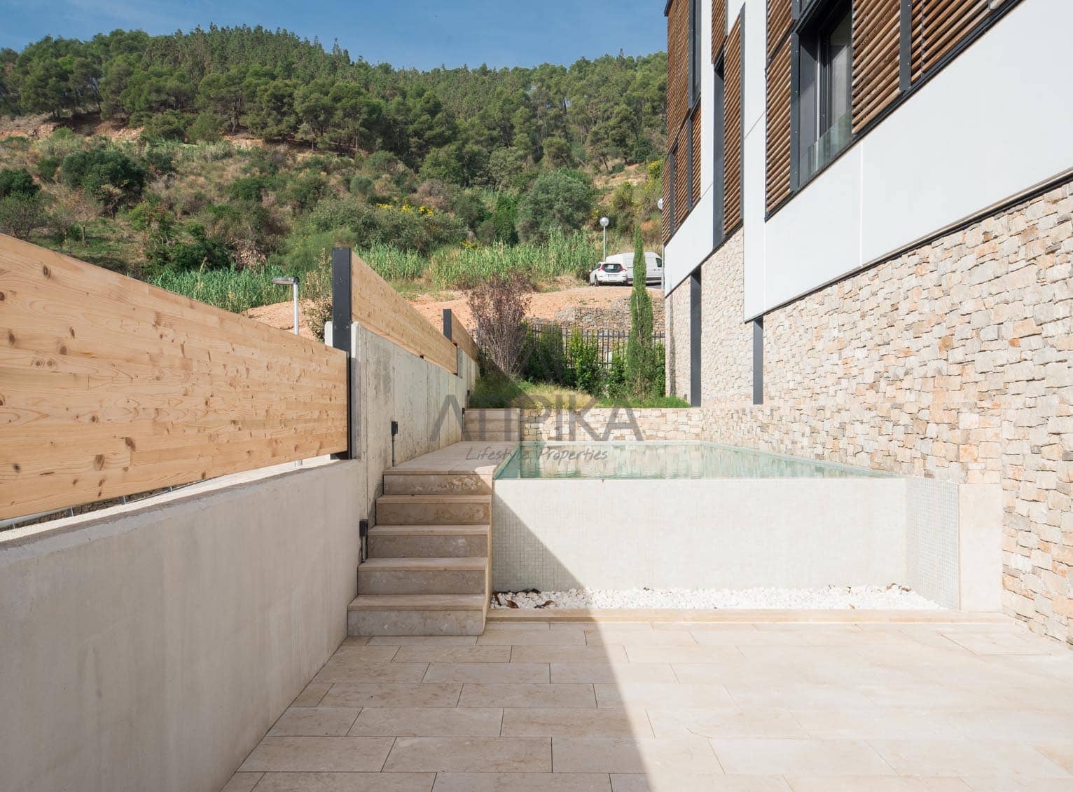 6 soveværelse Villa til leje i Barcelona by med swimmingpool - € 15.000 (Ref: 8847079)