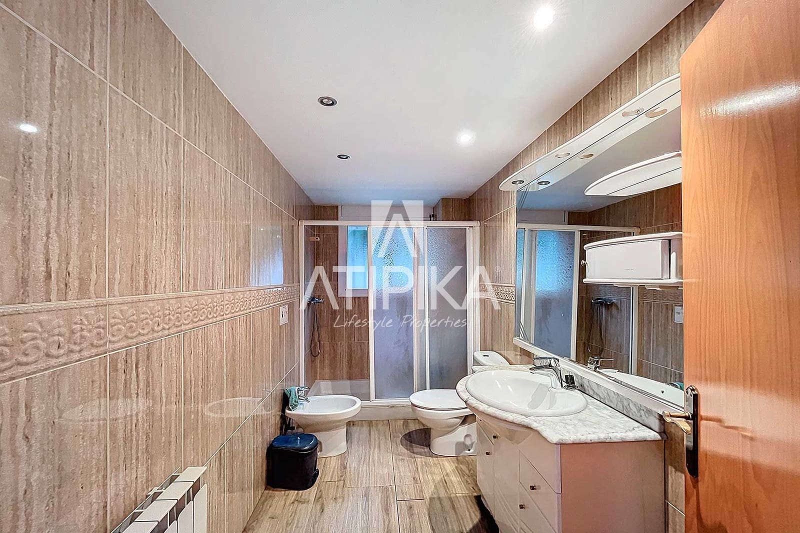 7 soverom Villa til salgs i Lloret de Mar med svømmebasseng - € 840 000 (Ref: 8864253)