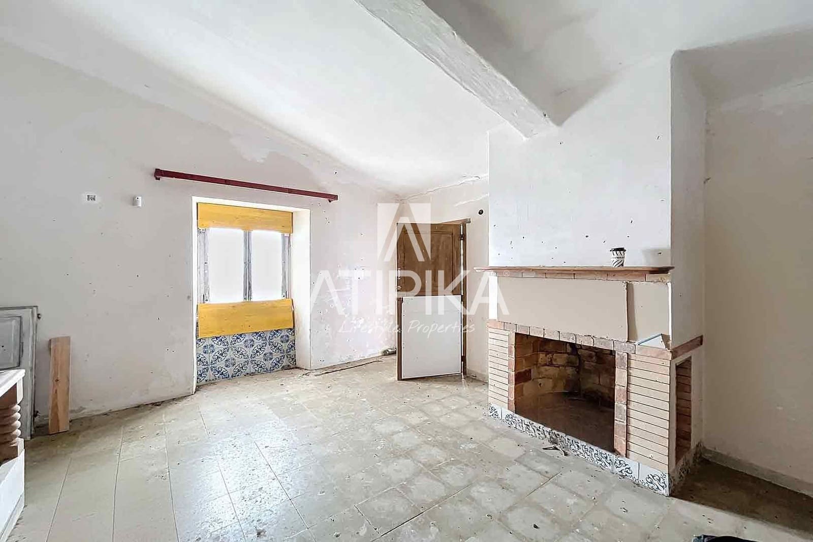 10 bedroom Apartment for sale in Roses - € 2,350,000 (Ref: 8864254)