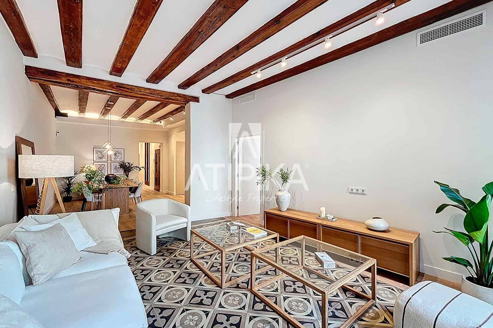 3 bedroom Apartment for sale in Barcelona city - € 797,000 (Ref: 8899726)