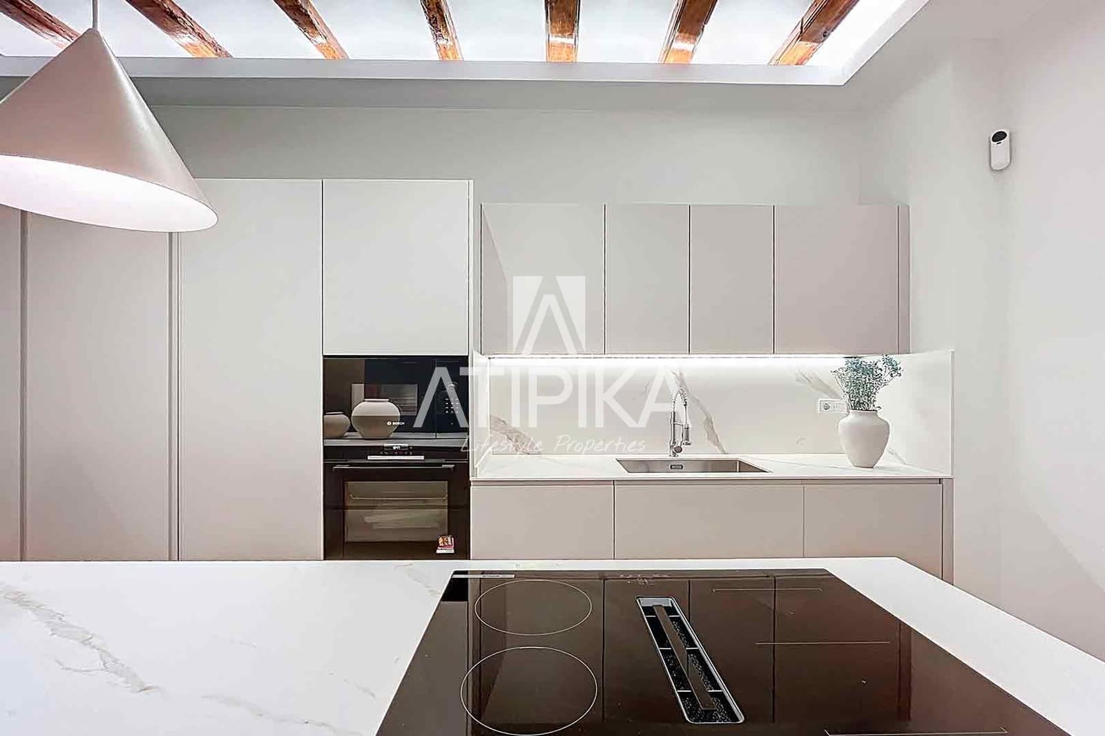 3 bedroom Apartment for sale in Barcelona city - € 797,000 (Ref: 8899726)