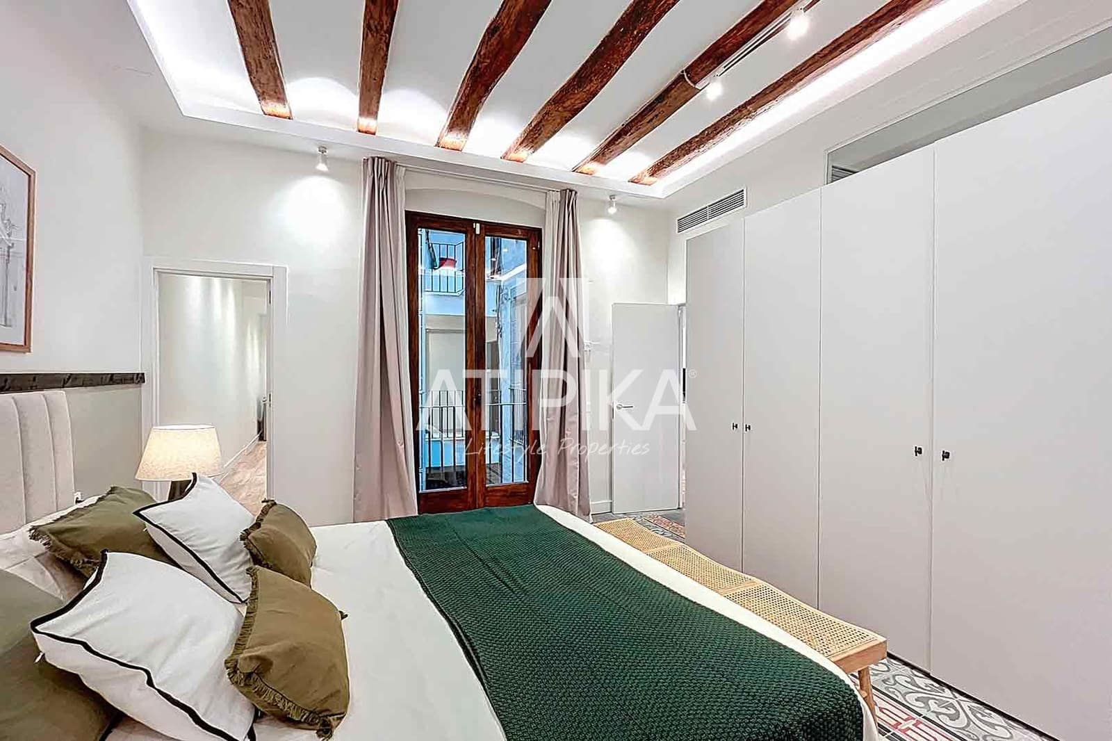 3 bedroom Apartment for sale in Barcelona city - € 797,000 (Ref: 8899726)