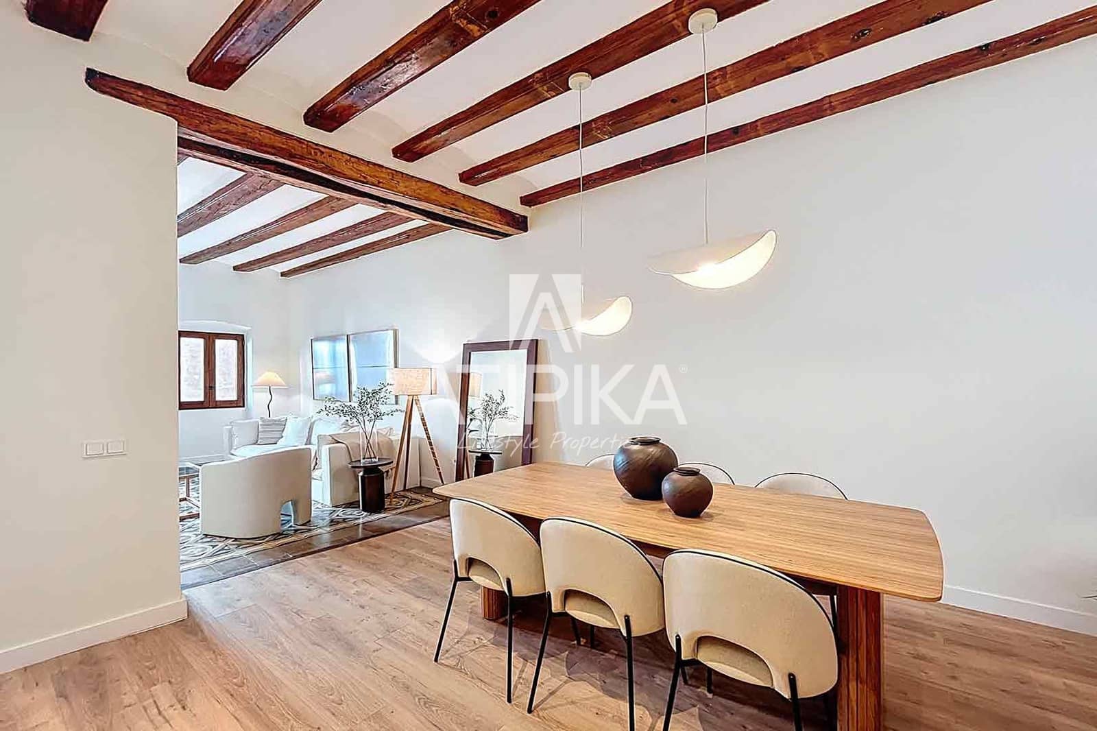 3 bedroom Apartment for sale in Barcelona city - € 797,000 (Ref: 8899726)